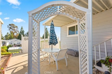 This is a beautifully remodeled home with 2 bedrooms and 2 - photo 30