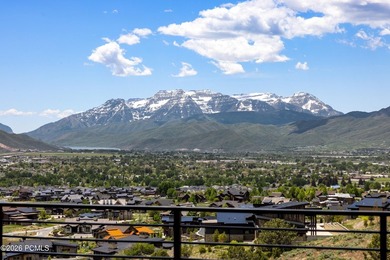 Perched along one of Red Ledges' premier ridgelines, this - photo 40