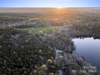 Goodwill Estate is a 736-acre, 7-parcel, gated haven. Surrounded - photo 1