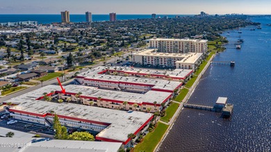 Experience effortless riverfront living at Riverside Condos in - photo 3