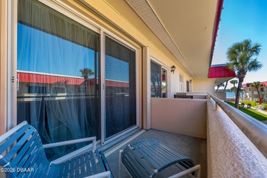 Experience effortless riverfront living at Riverside Condos in - photo 7