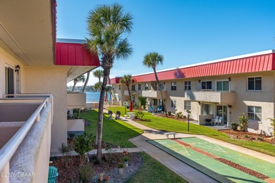 Experience effortless riverfront living at Riverside Condos in - photo 9