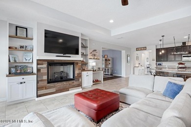 Welcome to 45 Lomond Court, a thoughtfully upgraded lakefront - photo 11