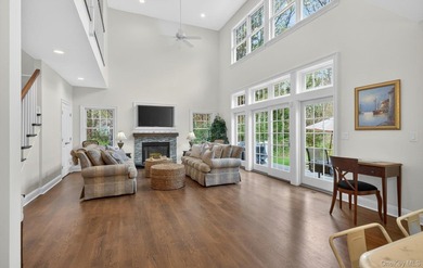 Welcome to 9 Briarsweet Lane, a hidden gem in the heart of - photo 14