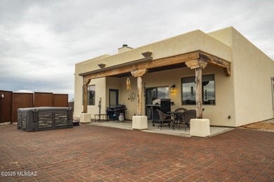 GORGEOUS HOME WITH FABULOUS HILLTOP VIEWS! 3 BDRM/2Ba with