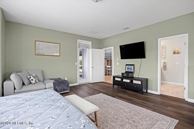Welcome to 45 Lomond Court, a thoughtfully upgraded lakefront - photo 30