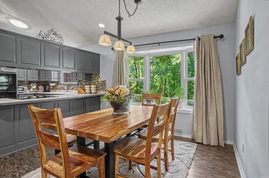 Additional listing photo 4