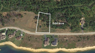 Motivated seller - all offers considered! Rare 0.64-acre - photo 1