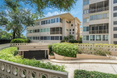 Lake Osceola Condo For Sale in Winter Park Florida