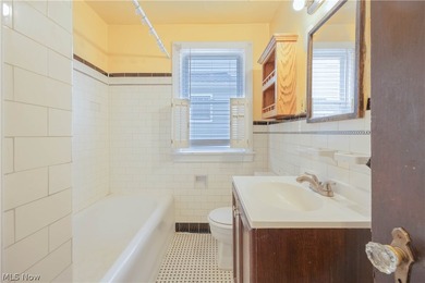 discover this beautiful maintained triplex, ideallly located - photo 6