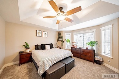 Seller is offering a $3,000 buyer credit toward closing costs - photo 17