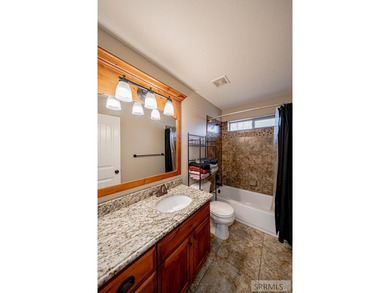 Seller is offering a $3,000 buyer credit toward closing costs - photo 47