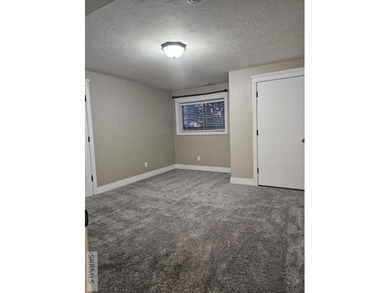 Seller is offering a $3,000 buyer credit toward closing costs - photo 48