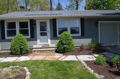 Sometimes life plans change! This lake home was briefly taken - photo 2