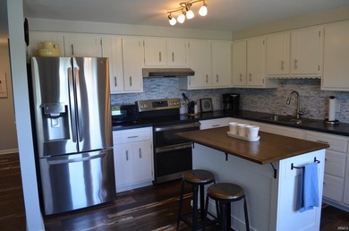 Sometimes life plans change! This lake home was briefly taken - photo 6