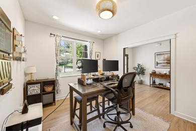 A Truly exceptional, fully reimagined home where modern luxury - photo 6
