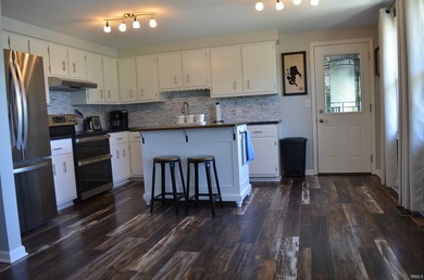 Sometimes life plans change! This lake home was briefly taken - photo 9