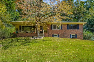Chickamauga Lake Home Sale Pending in Chattanooga Tennessee