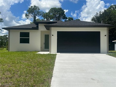 Lehigh Acres Area Home For Sale in Lehigh Acres Florida