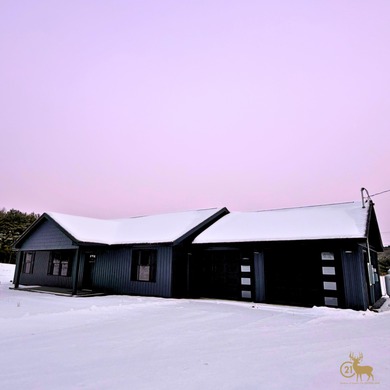 Penobscot River Home For Sale in Orrington Maine