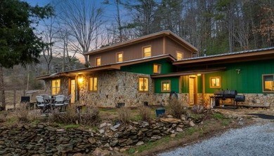 (private lake, pond, coastal) Home Active Under Contract in Marble North Carolina