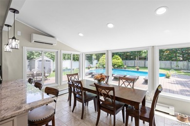 Welcome to this beautifully maintained 5-bedroom, 3.5-bath home - photo 7