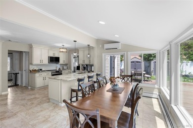Welcome to this beautifully maintained 5-bedroom, 3.5-bath home - photo 8