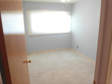 Location, location, location. Cozy, neat, 3-bedroom, 1 bath - photo 11