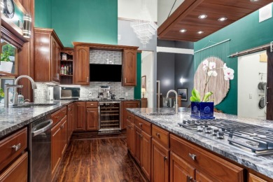 6,200+ sq. ft. executive estate La Crescent MN - photo 9