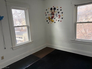Unlock the potential at 521 E 112th St, Cleveland, Ohio 44108 - photo 12