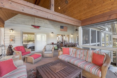 Situated directly on Lake Soquilla in Burlingame, this - photo 32