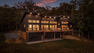 (private lake, pond, creek) Home For Sale in Menlo Georgia