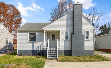 Fort Loudoun Lake Home Sale Pending in Knoxville Tennessee