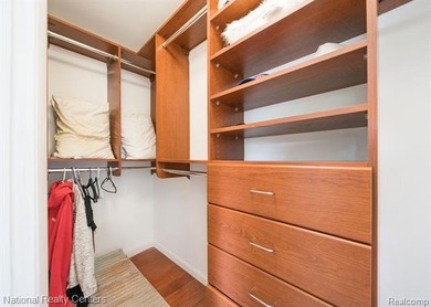 Welcome home to this absolutely adorable, fully updated ranch - photo 17