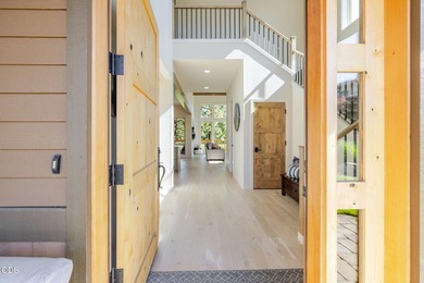 Fully furnished and lightly lived in, this luxury Milepost 1 - photo 4