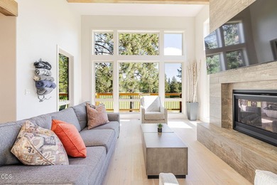 Fully furnished and lightly lived in, this luxury Milepost 1 - photo 9