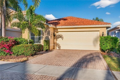 Lake Home For Sale in Fort Myers, Florida