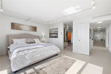 601 Lido Park Drive Building is the ultimate in elegance. This - photo 14