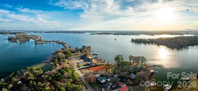 Discover the perfect canvas for your dream lakefront retreat in - photo 17