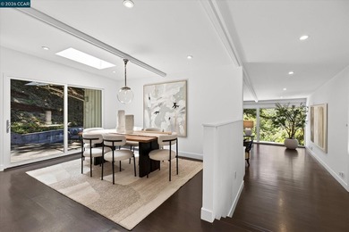 Stunning contemporary with 3,988 sf, 5 bedrooms, office, and 4 - photo 22
