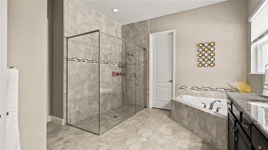 One or more photos have been virtually staged. Live the luxury - photo 22