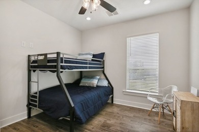 Welcome to your luxurious retreat at the exquisite Rayburn - photo 25