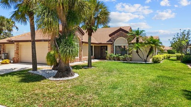 Welcome to this well-maintained 3-bedroom, 2-bath lakefront - photo 2