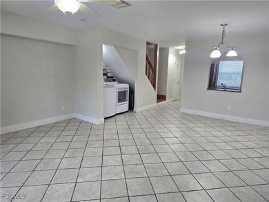 EXCELLENT RENTAL INCOME ROPERTY! ALL NEW SCREEN ENCLOSURE! - photo 8