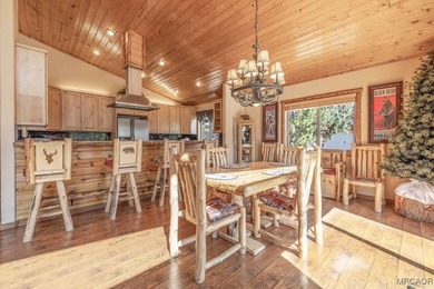 Beautiful Log-Style Mountain Home in prime Castle Glen Big Bear - photo 19