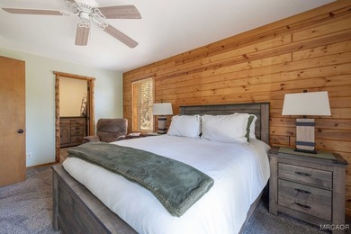 Beautiful Log-Style Mountain Home in prime Castle Glen Big Bear - photo 27