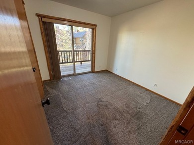 Beautiful Log-Style Mountain Home in prime Castle Glen Big Bear - photo 33