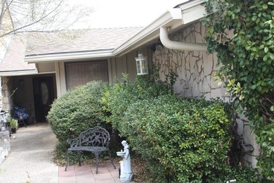 Camp Meeting Creek Lake Townhome/Townhouse For Sale in Kerrville Texas