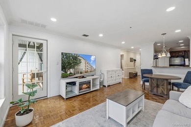 Experience the ultimate luxury lifestyle at The Meridian in the - photo 4