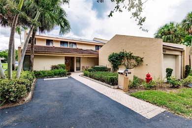 Caloosahatchee River Townhome/Townhouse For Sale in Fort Myers Florida